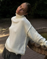 Yalisse | Eleganter Rollkragenpullover gestrickt in Weiß