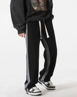 Henry - Hose mit seitlichen Streifen in Schwarz