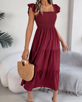 Yessa - Elegantes Stufen-Kleid in Rot (Fast ausverkauft)