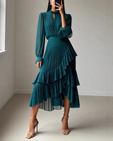 Lioren™ Kleid mit Edlem Plissee und Asymmetrischen Volants in Dunkelgrün
