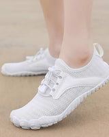 Barfußschuhe für Unisex mit breiter Zehenbox in Weiß