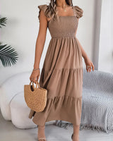 Yessa - Elegantes Stufen-Kleid in Khaki (Fast ausverkauft)
