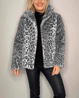 Panther Luxe™ Mantel aus Plüschfell mit Wildtierprint / Die kühne Seite Femininer Eleganz! in Grau