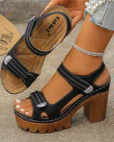 Bellatrix™ Plateau-Sandalen Mit Blockabsatz und Verstellbaren Riemen in Schwarz