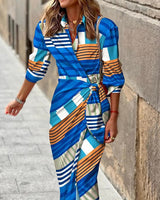 Leila - Elegantes Partykleid mit Spitzendetails in Blau