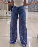 Bethania™ Jeans aus Modernem Denim mit Handgefertigter Blumen-Spitze in Dunkelblau