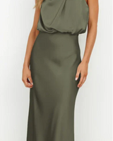 Luna - Maxikleid mit Drapierung in Grün
