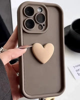 Heartora - Liebesge Schichte  iPhone Hülle Mit Herzgriff in Braun