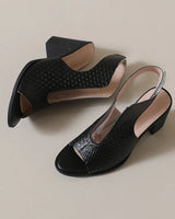 Mirelle™-Sandale mit Strukturierter Oberfläche und Umschließendem Design in Schwarz