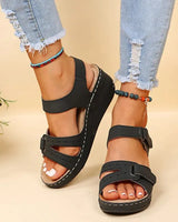 Mia - Keilsandalen mit Klettverschluss in Schwarz