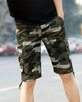 Frontier™ Cargo-Shorts mit Camouflage-Muster und Funktionellen Cargotaschen in Grünes Camouflage