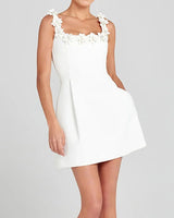 Bellaflora™-Kleid mit Floralen Applikationen am Ausschnitt und Eleganter Passform in Weiß