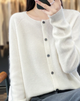 VIVIENNE I WARME GEMÜTLICHE STRICKJACKE in Weiß