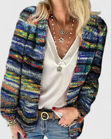Jarina - Gemusterte Strickjacke in Blau