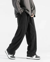 Quinn - Geformte Hose in Schwarz