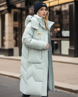 Lethara | Trendige und warme lange Winterjacke in Grün