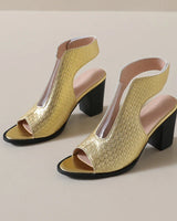Mirelle™-Sandale mit Strukturierter Oberfläche und Umschließendem Design in Gold