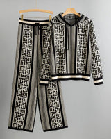 ILSE | KAPUZENPULLOVER-SET MIT HOSE in Schwarz