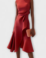 Tailliertes Abendkleid Mit Faltendetails - Karla in Rot