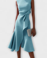 Tailliertes Abendkleid Mit Faltendetails - Karla in Hellblau