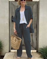 Yasmine™ Baumwoll-Leinen-Set mit Button-down-Hemd und verstellbaren Ärmeln in Blau