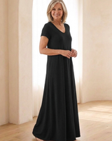 Samira | Maxikleid mit V-Ausschnitt und Taschen in Schwarz