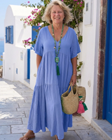 Zinnia | Kurzärmliges gestuftes blaues Maxikleid in Himmelblau