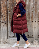 GENA™ -  Lange Modische Jacke mit Kapuze in Burgundisk