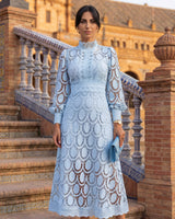 Maelle - Elegantes Langarm Kleid Aus Spitze in Himmelblau