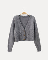 Christa | Damen Zopfmuster-Strickjacke mit V-Ausschnitt und Knöpfen in Grau
