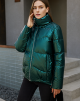 Julia - Moderne und bequeme Winterjacke in Grün