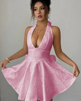 Damen Halter Kleid mit V Ausschnitt Rückenkreuzung und Stickerei in Rosa