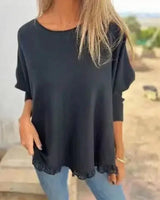 [🔥2 ZUM PREIS VON 1🔥] Giulia™ Oberteil aus hochwertigem, weichem Fleece mit Fledermausärme und Spitzenbesatz am Saum / Eleganter Komfort mit femininer Note! in Schwarz / Grau