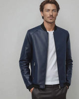 Maverick™ Jacke aus hochwertigem Leder mit minimalistischem Schnitt / Das Must-have für den stilbewussten Mann! in Marineblau
