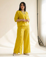 Roots™ Baumwoll-Leinen-Set mit Lockerem Oberteil und Eleganter Weit Geschnittener Hose in Gelb