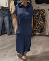 Nora™ Kleid mit Kapuze und funktionaler Fronttasche in Dunkelblau