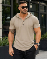 Austin™ T-Shirt mit Kapuze und Knopfleiste in Beige