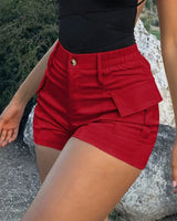 Nivara™-Shorts aus Premium-Twill mit Cargotaschen und Hohem Bund in Rot