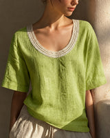 Bluse Alma™ mit Leinen-Baumwoll-Mix und Häkel-Ausschnitt in Grün