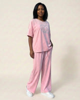 Urban Eleganz™ Zweiteileraus Comfort-Maschenware mit eleganten Kristalldetails in Rosa