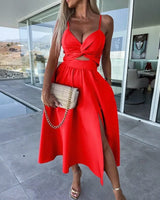 Fiora™ Kleid mit Feinem Cut-Out und Elegantem Schlitz in Rot