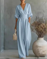 Aurore - Bequemer Jumpsuit Mit V-Ausschnitt in Blau