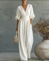 Aurore - Bequemer Jumpsuit Mit V-Ausschnitt in Weiß