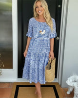 Eloria™ Kleid mit Lockerem Fall und Zeitloser Eleganz in Blau