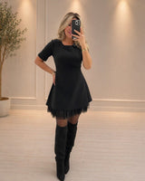 Delvane™ Kleid mit Dezentem Glanz und Premium-Finish in Schwarz