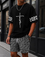 Zweiteiler Roven™ mit oversized T-Shirt und gemusterter Shorts / Moderner Streetwear-Look mit hohem Tragekomfort. in Schwarz