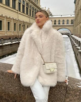 Keiira | Eleganter Damenpelzmantel mit zeitloser Noblesse in Helles Kamelhaar