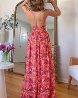Isa Luna | Rückenfreies Maxikleid mit Blumenprint in Rote Blume