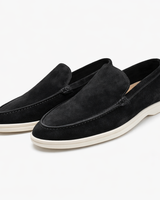 Lynor - Samtige Slipper in Schwarz