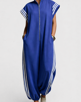 Cyrene - Soft-Touch Einteiler mit Zip-Kragen in Marineblau